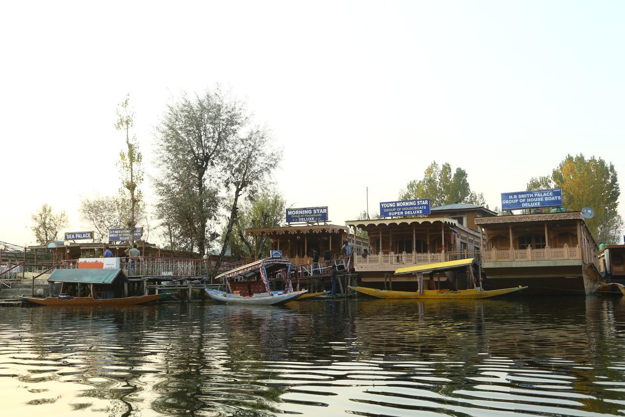 Готель Morning Star Group Of Houseboats Срінагар Екстер'єр фото
