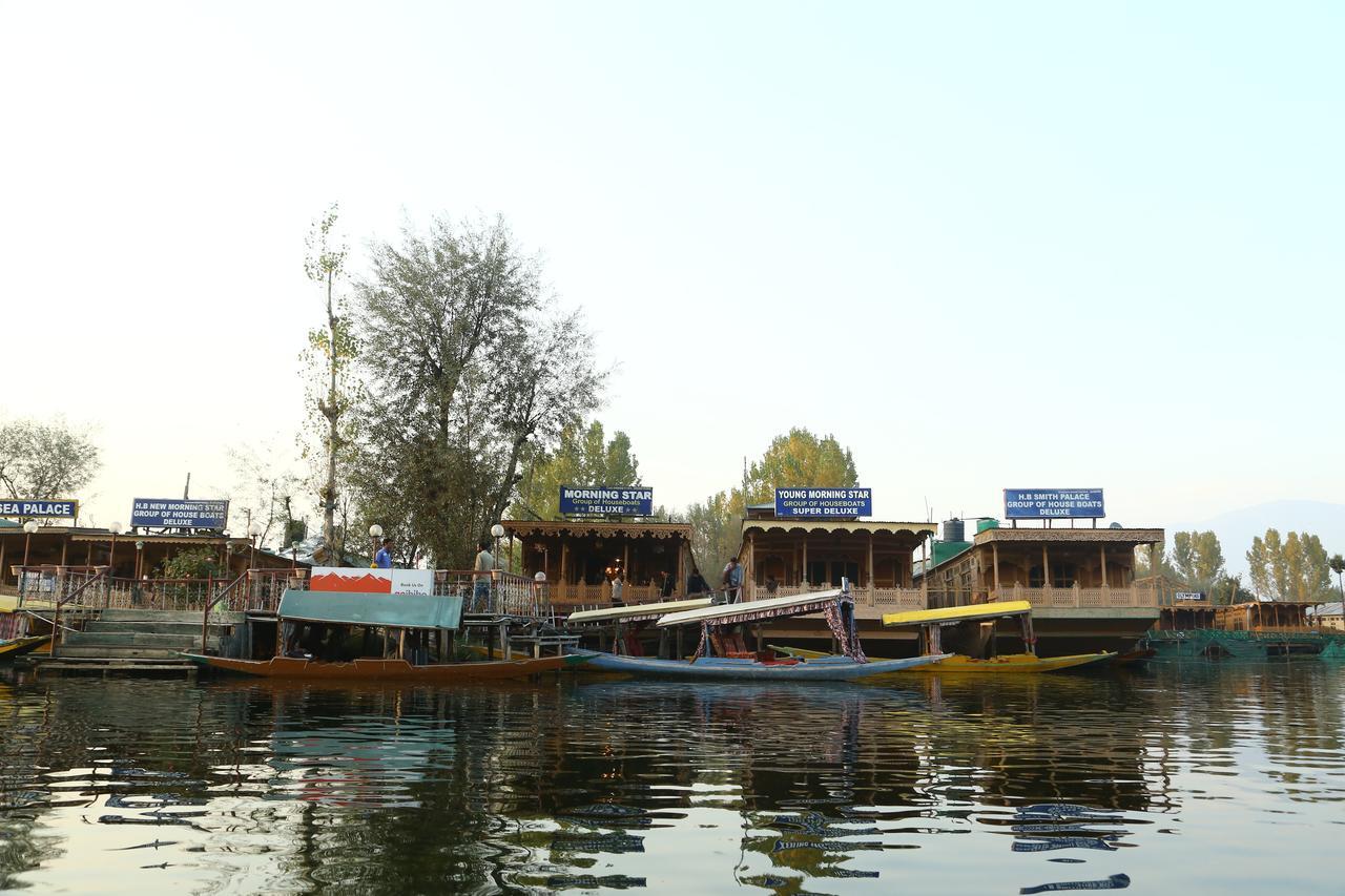 Готель Morning Star Group Of Houseboats Срінагар Екстер'єр фото